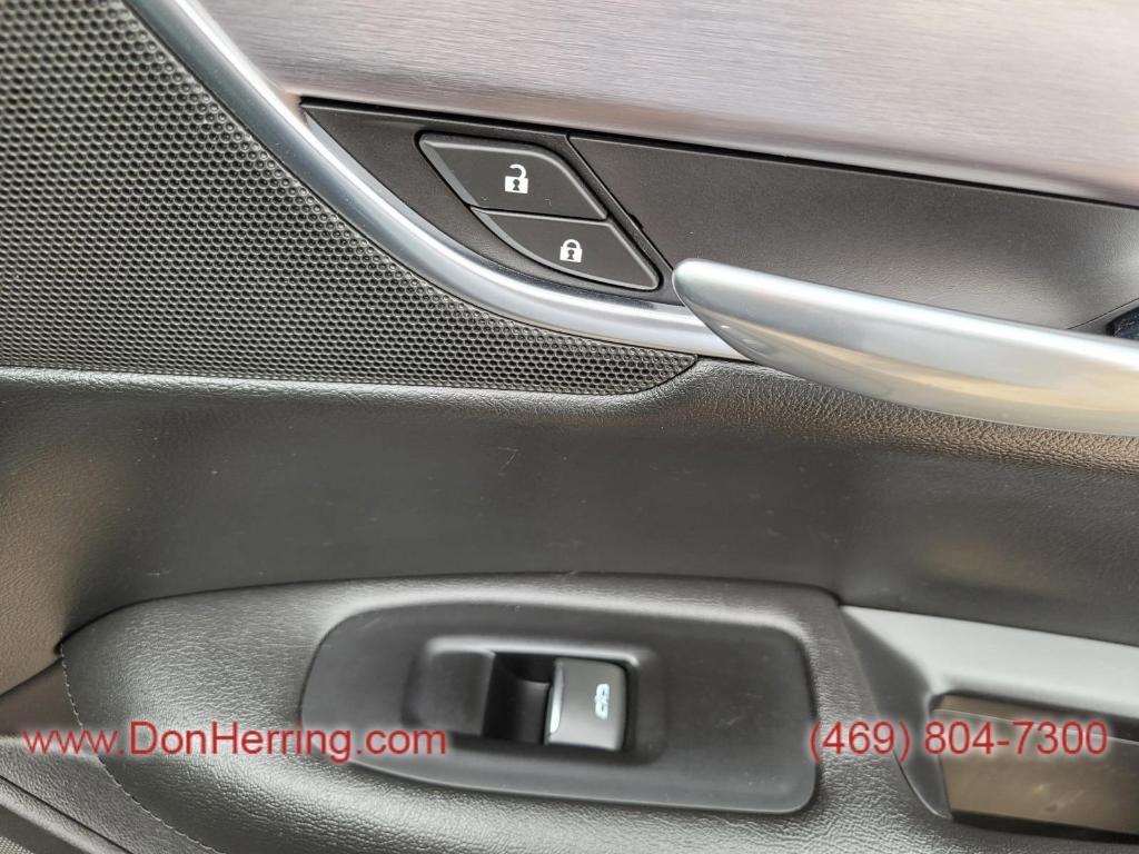 used 2018 Cadillac XT5 car, priced at $17,915