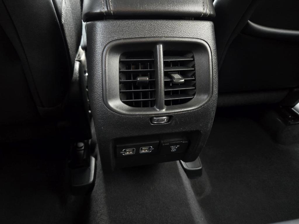 used 2023 Jeep Cherokee car, priced at $23,936