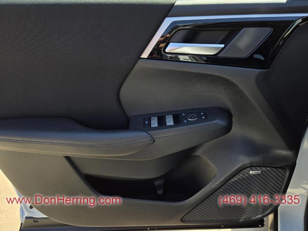 new 2025 Mitsubishi Outlander car, priced at $30,130