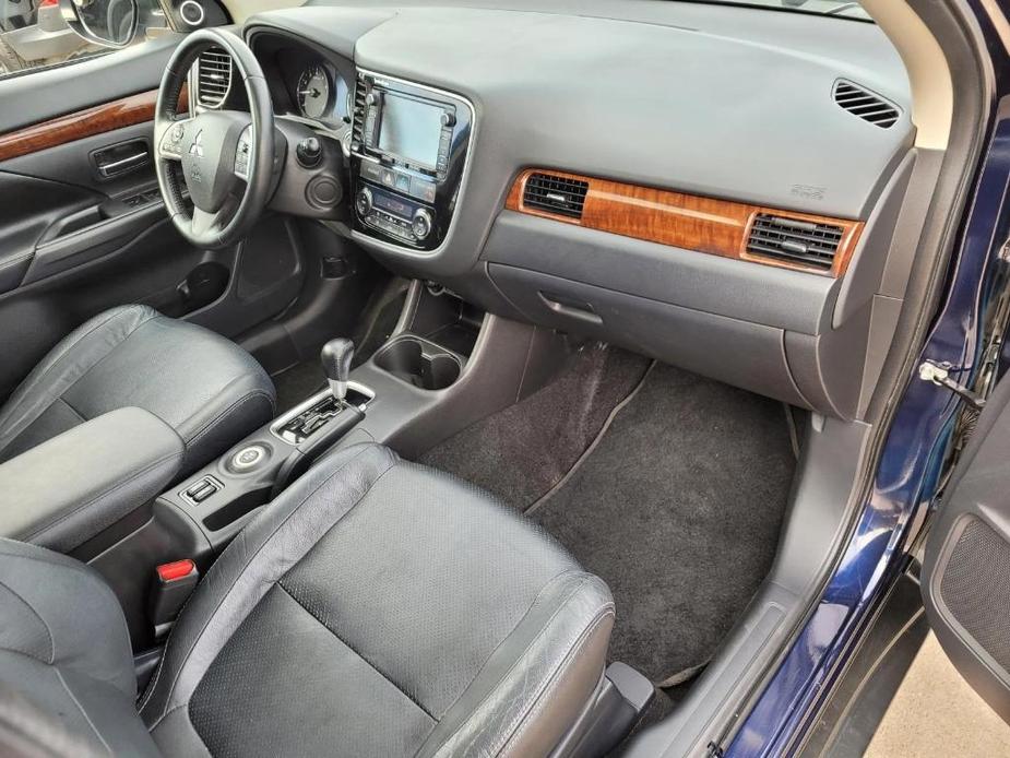 used 2014 Mitsubishi Outlander car, priced at $6,991