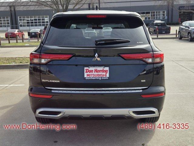 new 2024 Mitsubishi Outlander car, priced at $32,520