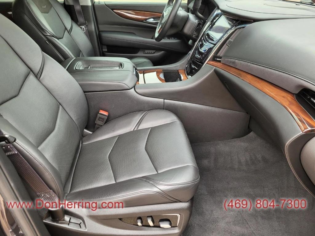 used 2016 Cadillac Escalade car, priced at $25,978