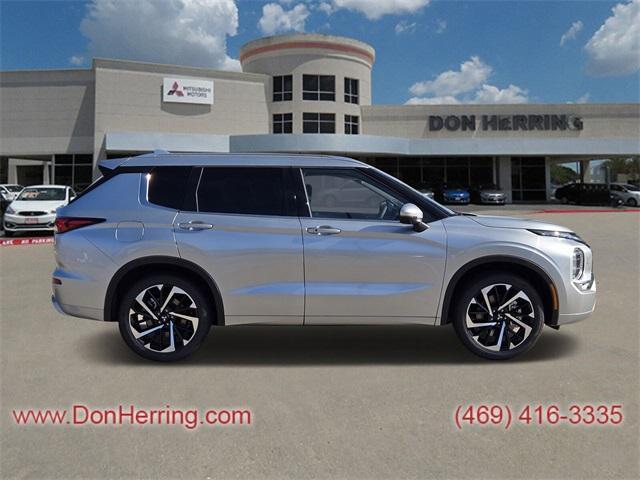 new 2024 Mitsubishi Outlander car, priced at $37,480