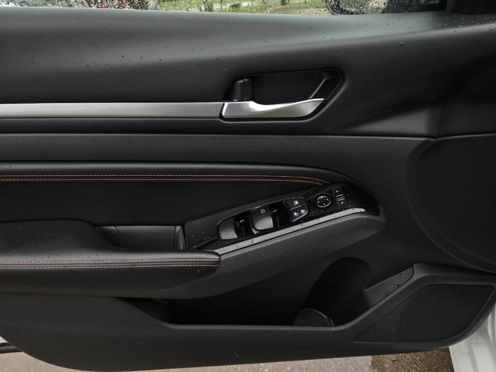 used 2023 Nissan Altima car, priced at $20,458