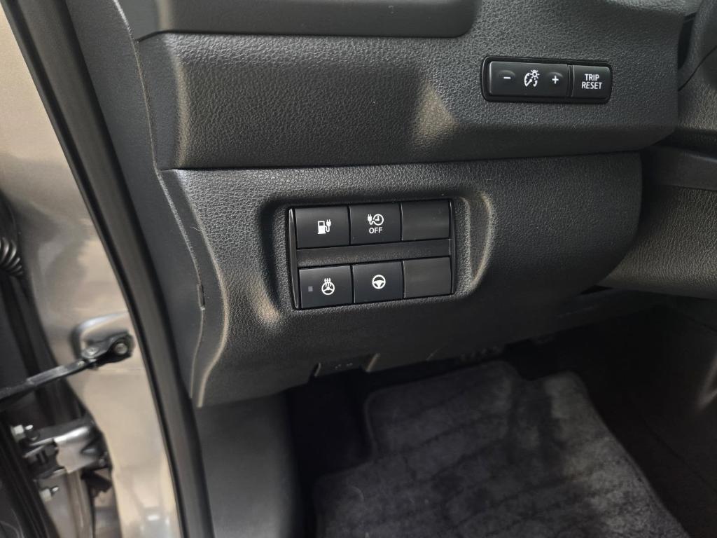 used 2022 Nissan Leaf car, priced at $16,406