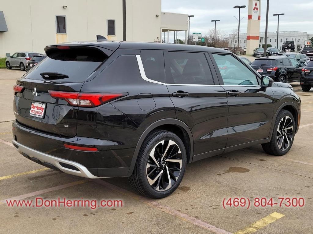 used 2024 Mitsubishi Outlander car, priced at $25,995