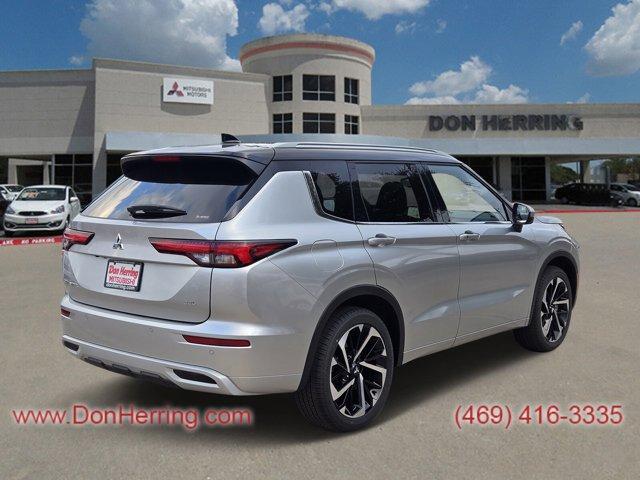 new 2024 Mitsubishi Outlander car, priced at $39,005