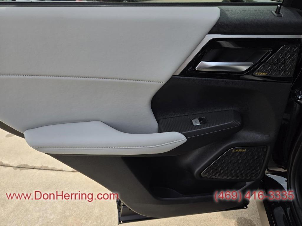 new 2025 Mitsubishi Outlander car, priced at $36,080