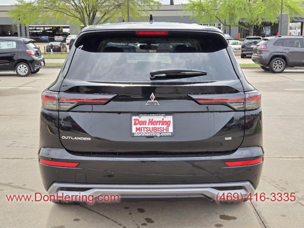 new 2025 Mitsubishi Outlander car, priced at $36,080