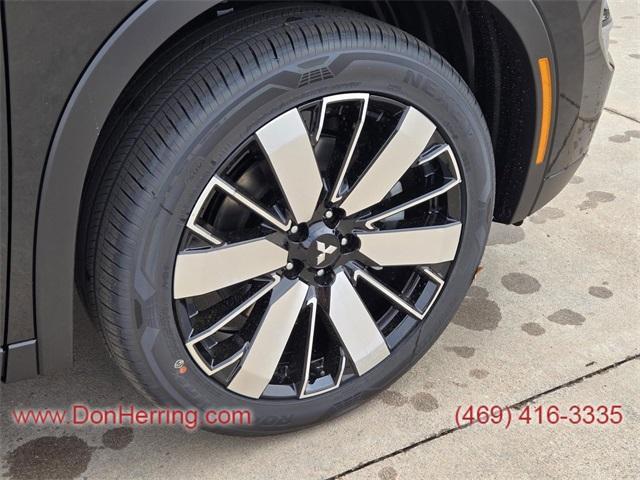 new 2025 Mitsubishi Outlander car, priced at $37,080