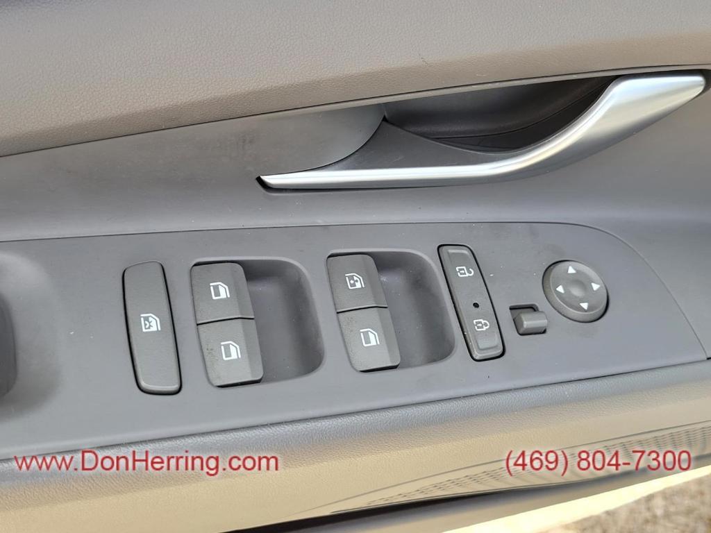used 2021 Hyundai Elantra car, priced at $13,888