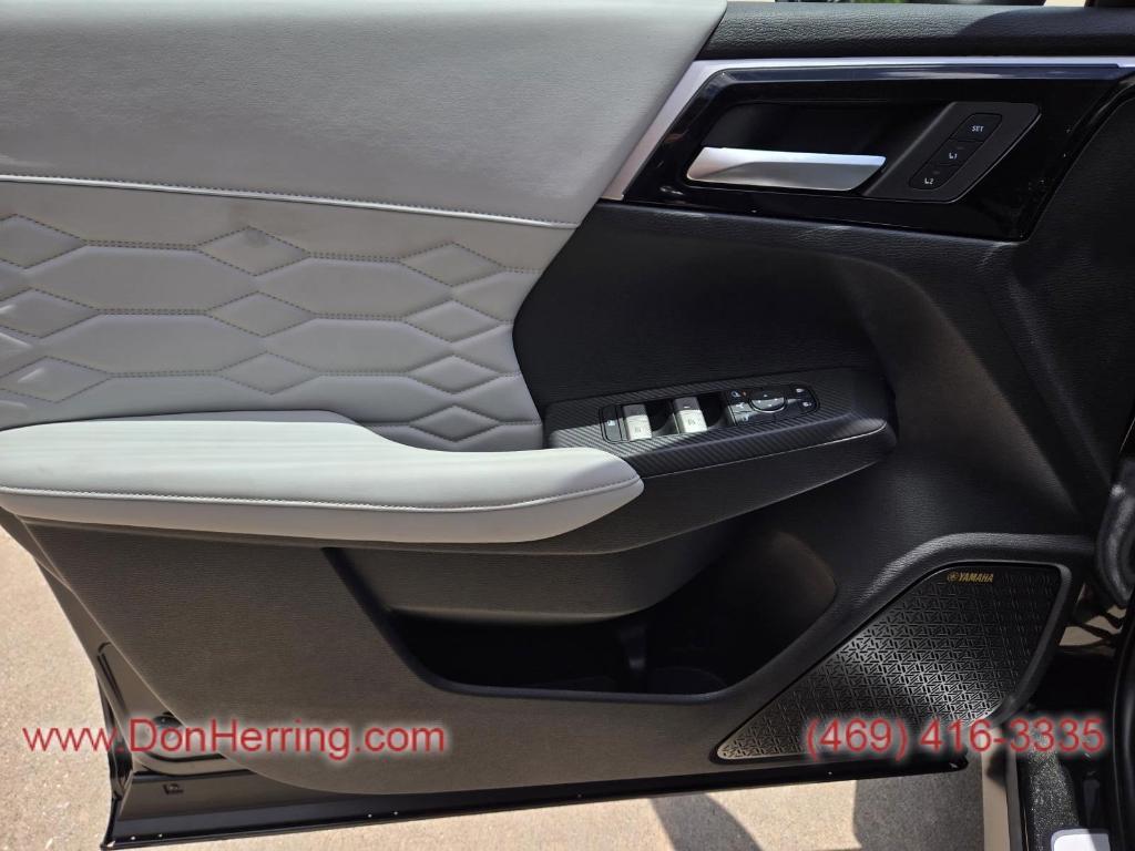 new 2025 Mitsubishi Outlander car, priced at $44,590