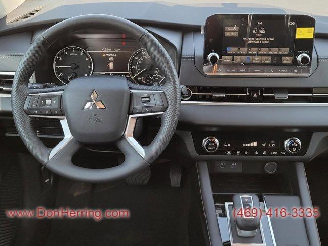 new 2024 Mitsubishi Outlander car, priced at $31,705