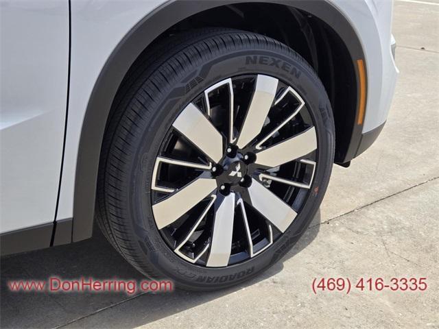 new 2025 Mitsubishi Outlander car, priced at $37,080