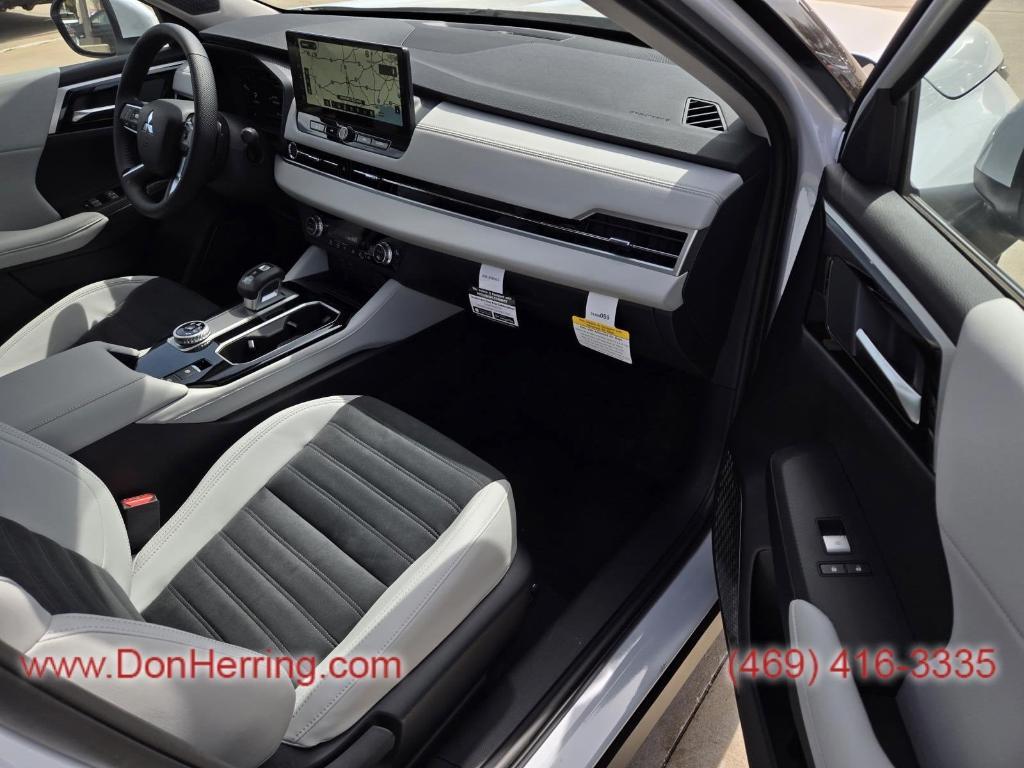 new 2025 Mitsubishi Outlander car, priced at $36,080