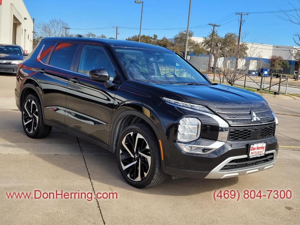 used 2023 Mitsubishi Outlander car, priced at $23,588