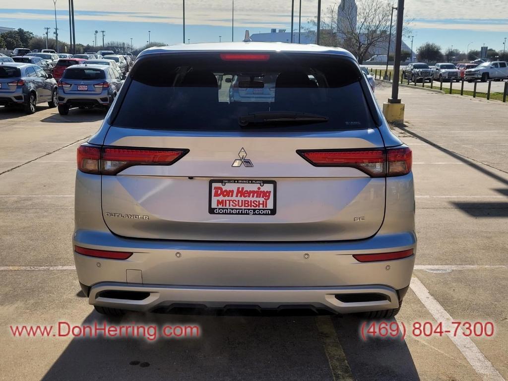 used 2024 Mitsubishi Outlander car