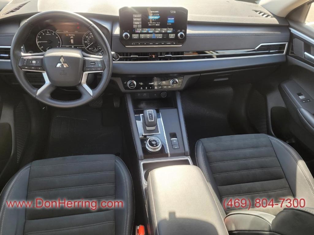 used 2024 Mitsubishi Outlander car