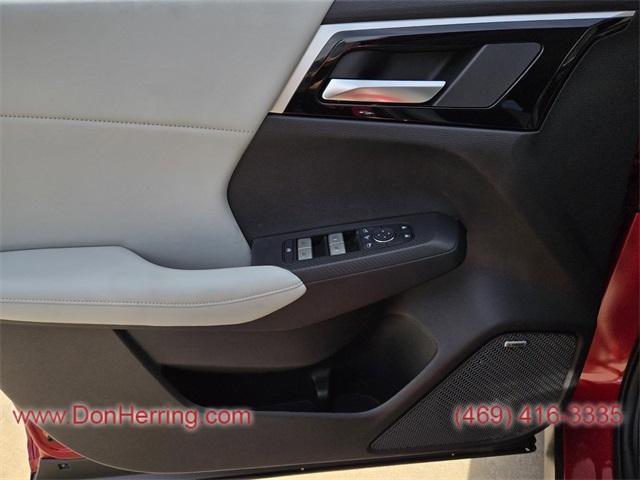 new 2025 Mitsubishi Outlander car, priced at $33,880