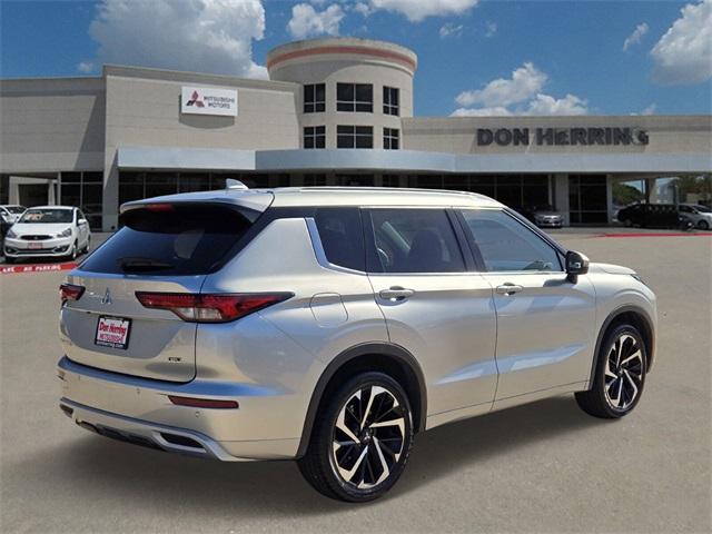 used 2022 Mitsubishi Outlander car, priced at $24,999