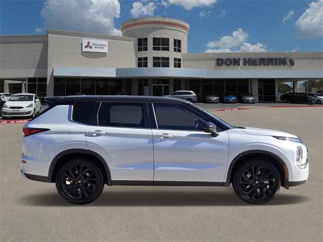 used 2022 Mitsubishi Outlander car, priced at $24,999