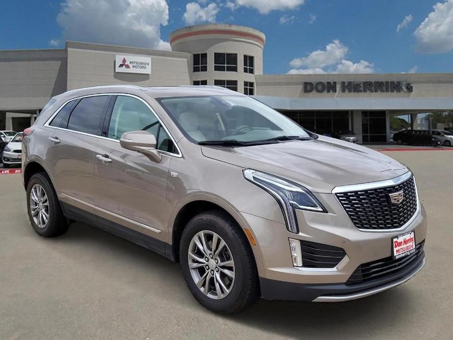 used 2022 Cadillac XT5 car, priced at $26,955