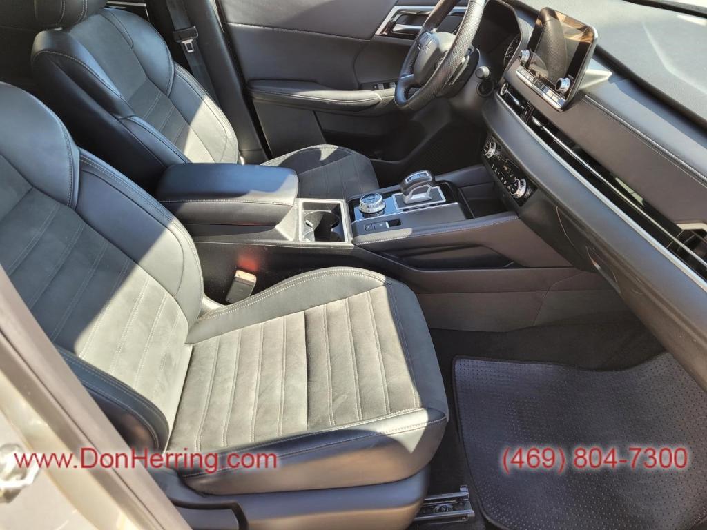 used 2023 Mitsubishi Outlander car, priced at $22,895