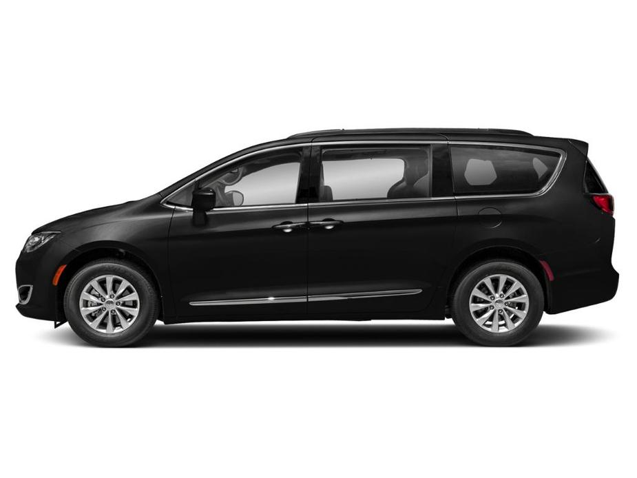 used 2018 Chrysler Pacifica car, priced at $18,995