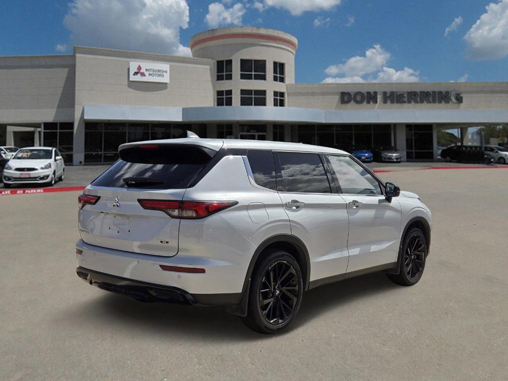 used 2024 Mitsubishi Outlander car, priced at $26,995