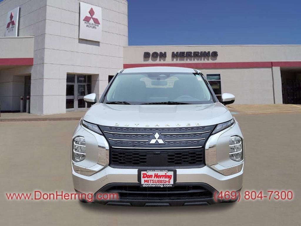 used 2022 Mitsubishi Outlander car, priced at $20,795