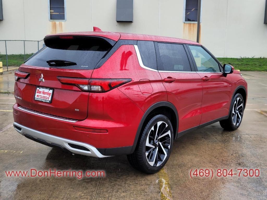 new 2024 Mitsubishi Outlander car, priced at $31,870