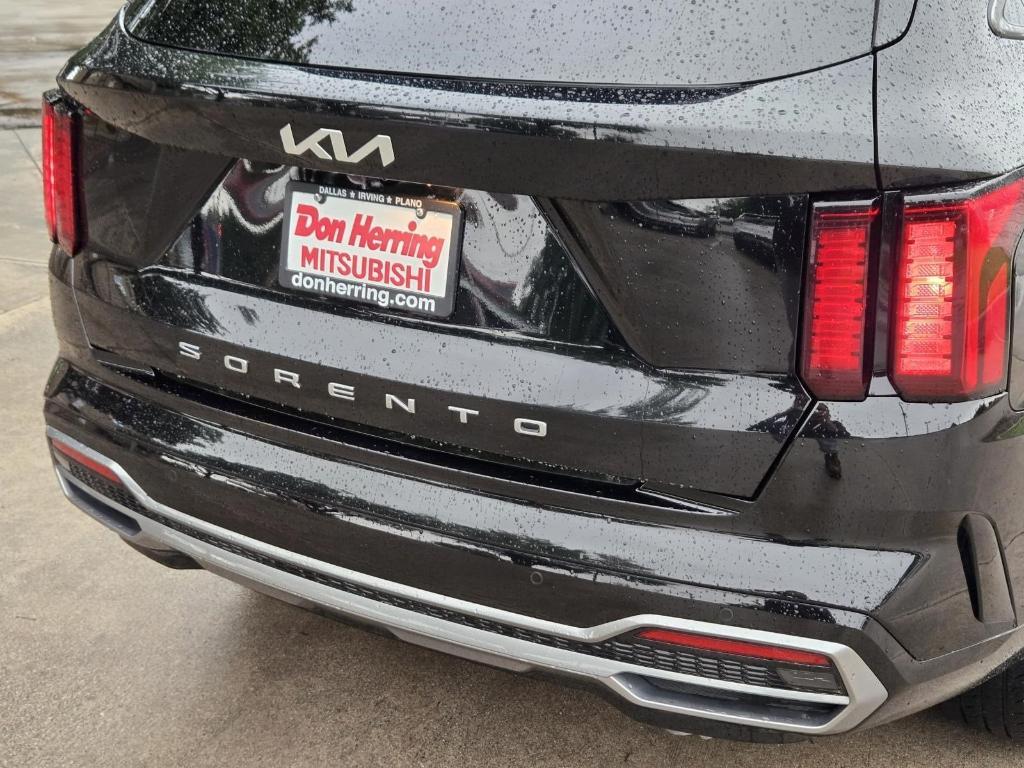 used 2022 Kia Sorento car, priced at $25,998