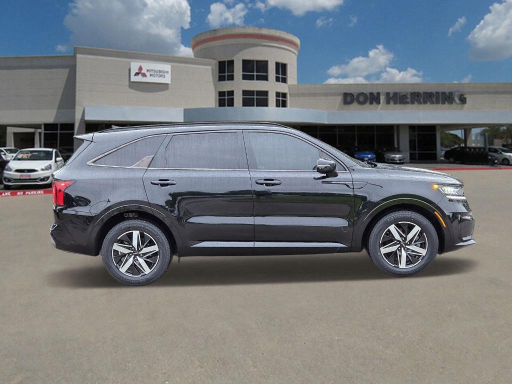 used 2022 Kia Sorento car, priced at $25,998
