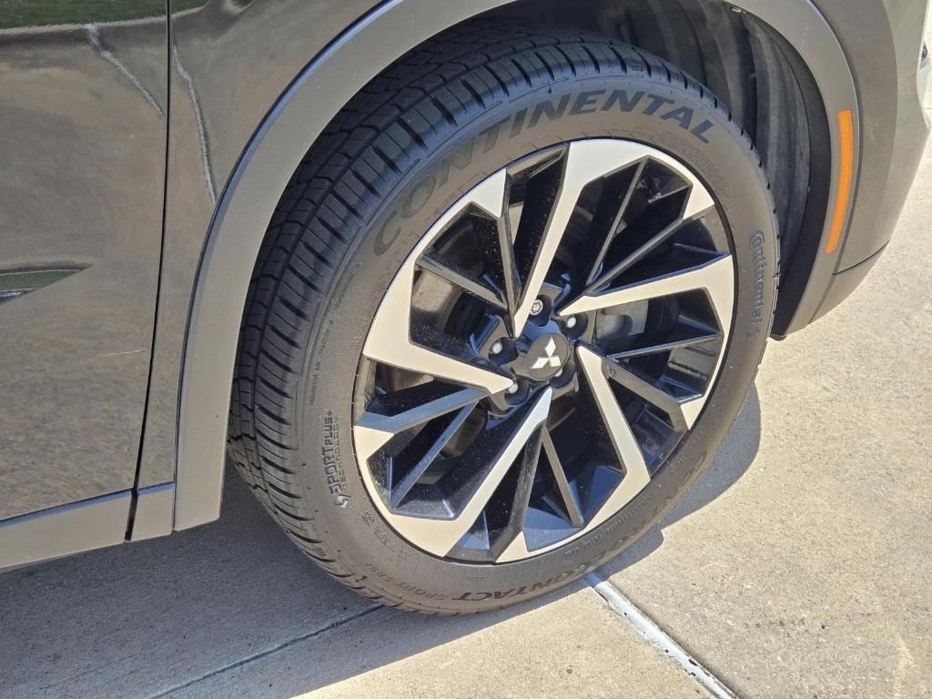 used 2022 Mitsubishi Outlander car, priced at $19,559