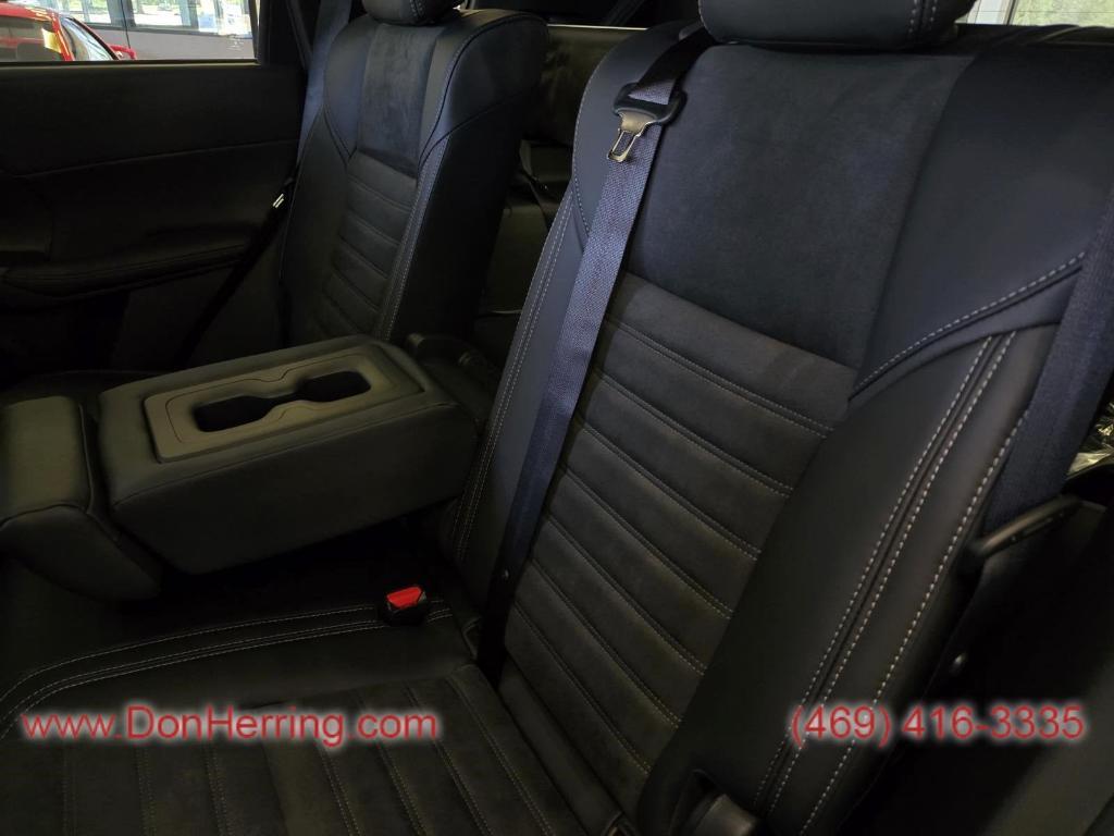 new 2025 Mitsubishi Outlander car, priced at $42,260