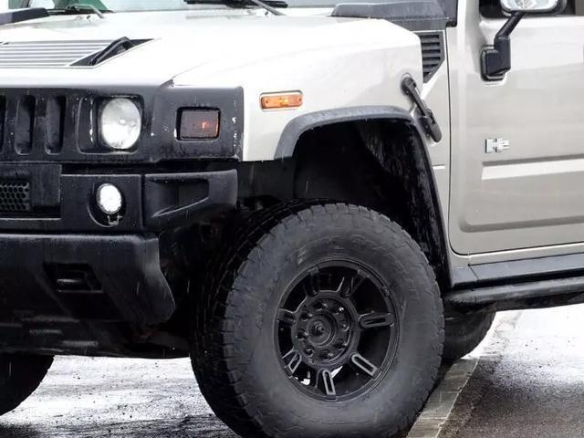 used 2003 Hummer H2 car, priced at $12,998