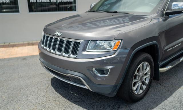 used 2015 Jeep Grand Cherokee car, priced at $14,900