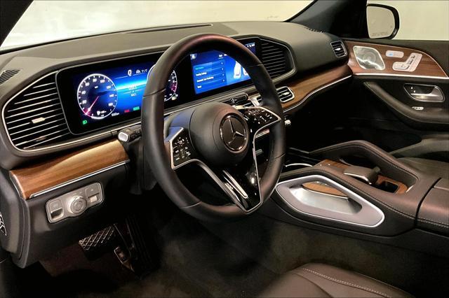 used 2025 Mercedes-Benz GLE 450e car, priced at $68,900