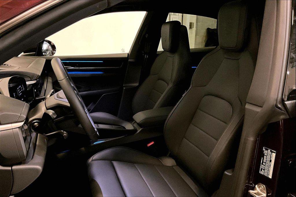 new 2025 Porsche Macan car, priced at $93,085