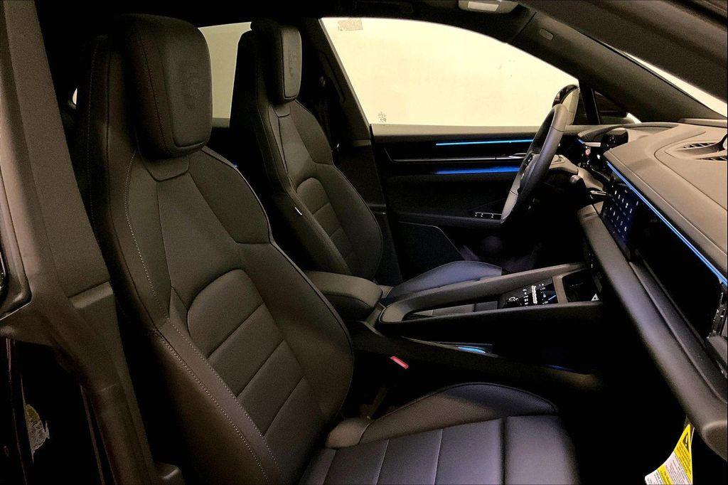 new 2025 Porsche Macan car, priced at $93,085