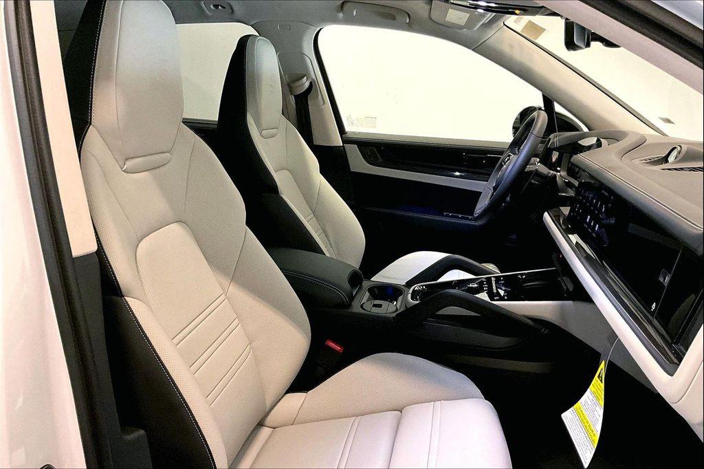 new 2026 Porsche Cayenne car, priced at $164,090