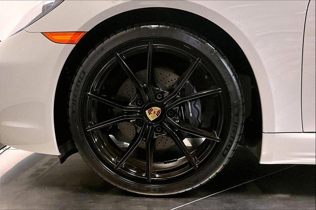 new 2025 Porsche 718 Cayman car, priced at $93,125