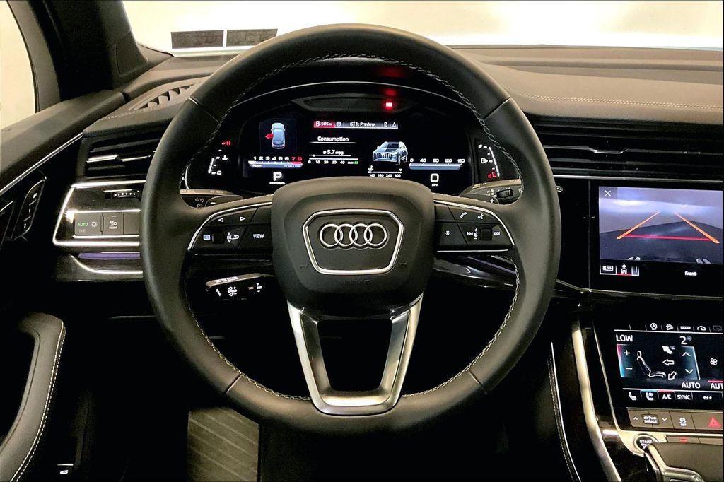 used 2025 Audi Q7 car, priced at $58,117