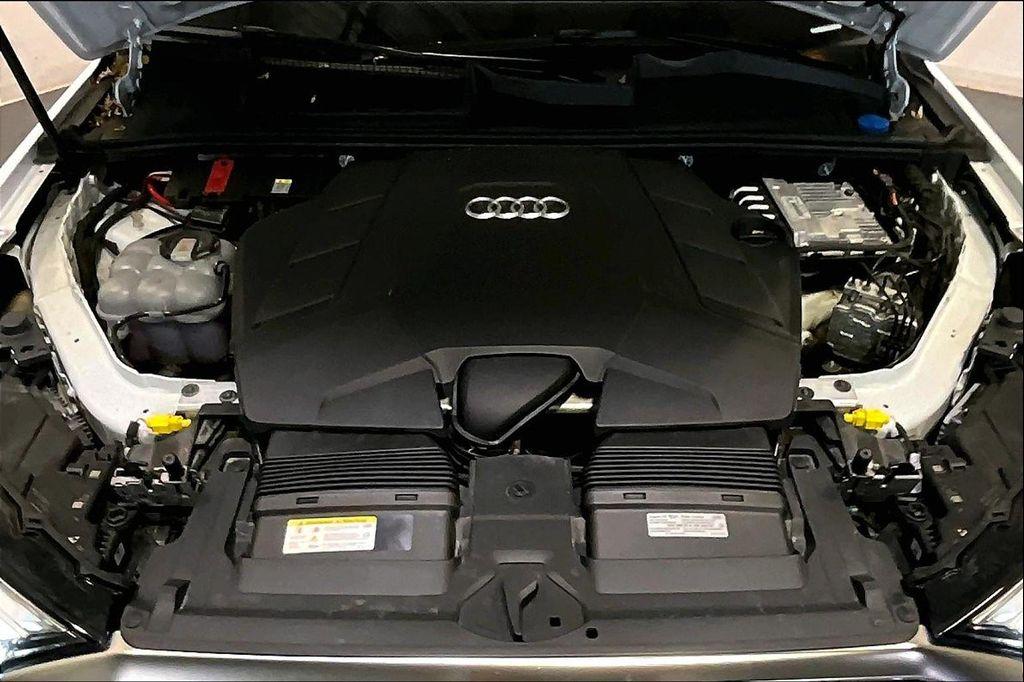 used 2025 Audi Q7 car, priced at $58,117