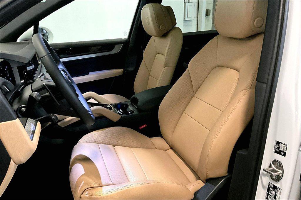 new 2026 Porsche Cayenne car, priced at $122,080