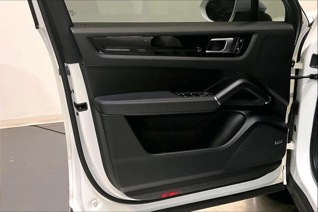 used 2020 Porsche Cayenne car, priced at $47,900