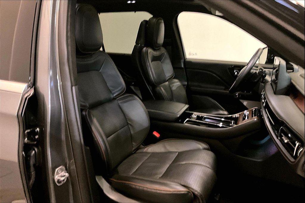 used 2025 Lincoln Aviator car, priced at $69,210