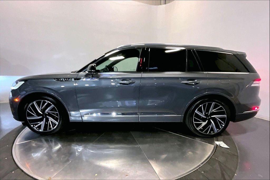 used 2025 Lincoln Aviator car, priced at $69,210