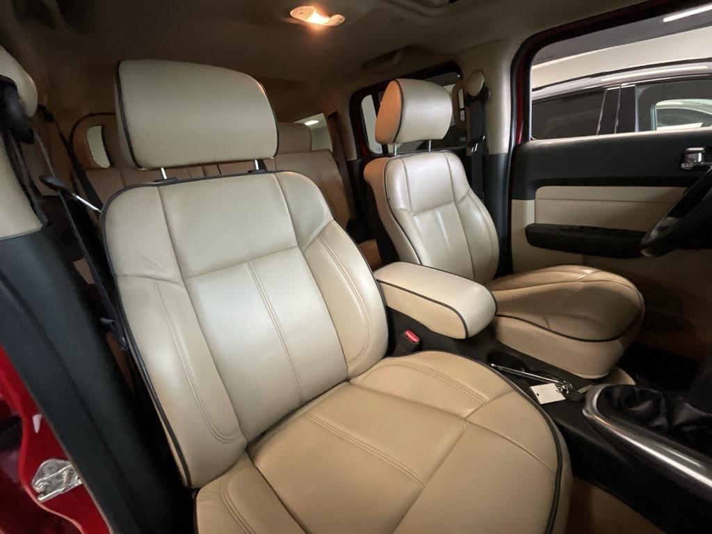 used 2006 Hummer H3 car, priced at $11,000
