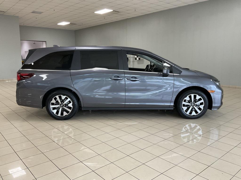 used 2025 Honda Odyssey car, priced at $40,200